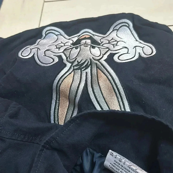 Warner Bros Looney Tunes jacket.. - Picture 4 of 11